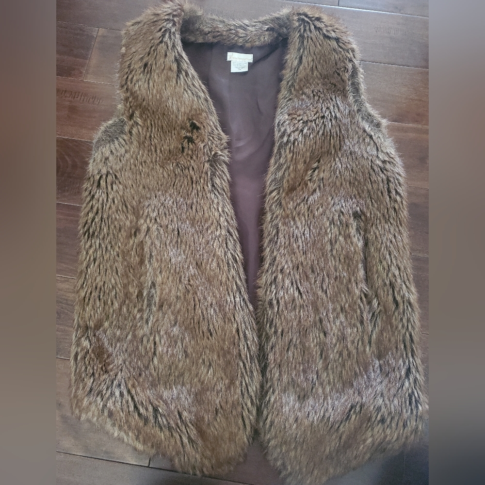 Vest FAUX  Fur in mediumbrown size small/medium by Collectioneighteen br…